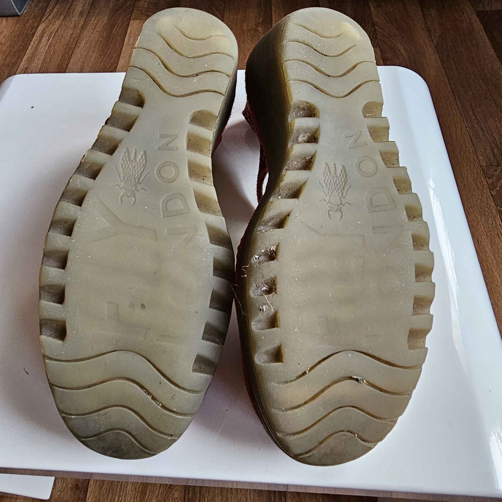 fly london yuna wedge