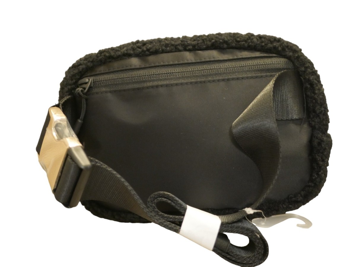 NEWWT WOMEN'S KYODAN CROSSBODY OR BELT BAG FANNY PACK BLACK FLEECE
