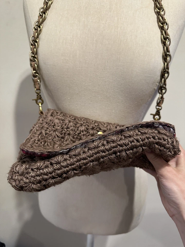 Bolso Elliot Lucca Tejido Crochet Cadena Correa Bloqueo Giratorio Solapa Foto 4 de 4