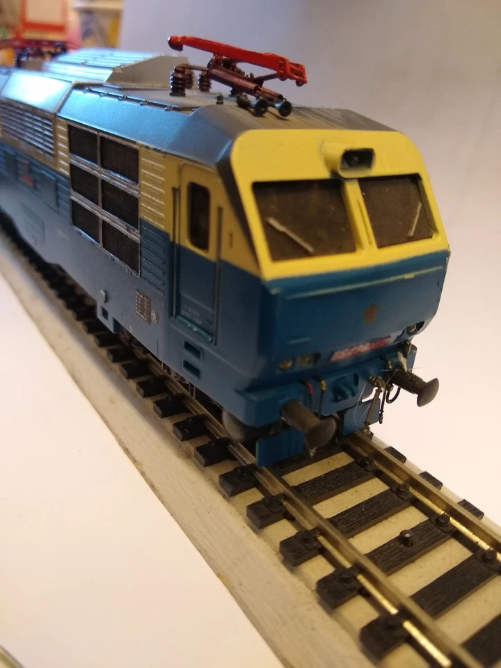 PIKO HO - CZECH CSD LIVERY, CLASS E 499 ELECTRIC LOCO, No. ES 499 0010 - Image 3 of 4