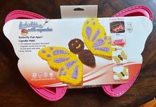 NIB. Butterfly Silicone Pull Apart Cupcake Baking Mold Lifetime Brands Inc. 