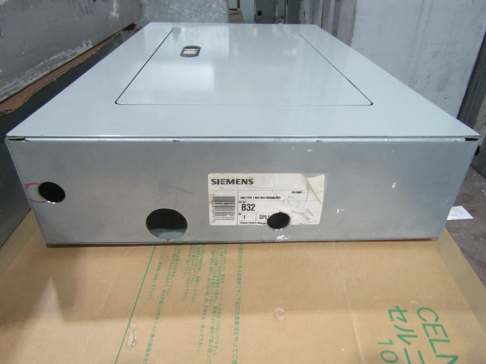 🔥SIEMENS 250 AMP MAIN LUG PANELBOARD 208Y/120VAC 18 CIRCUIT 3Ø 4 W P1X18MC250A - Image 4 of 4