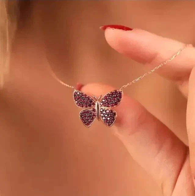 Colgante Mariposa Granate Rojo Creado en Laboratorio Corte Redondo 2.30CT Chapado en Oro Rosa 14K Foto 4 de 4