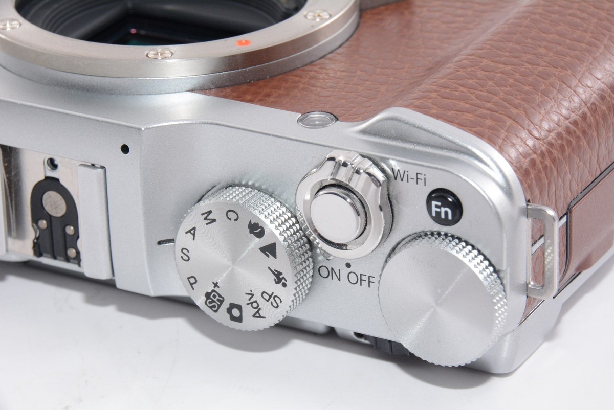 FUJIFILM X-A1 Mirrorless Digital Camera Body Brown English