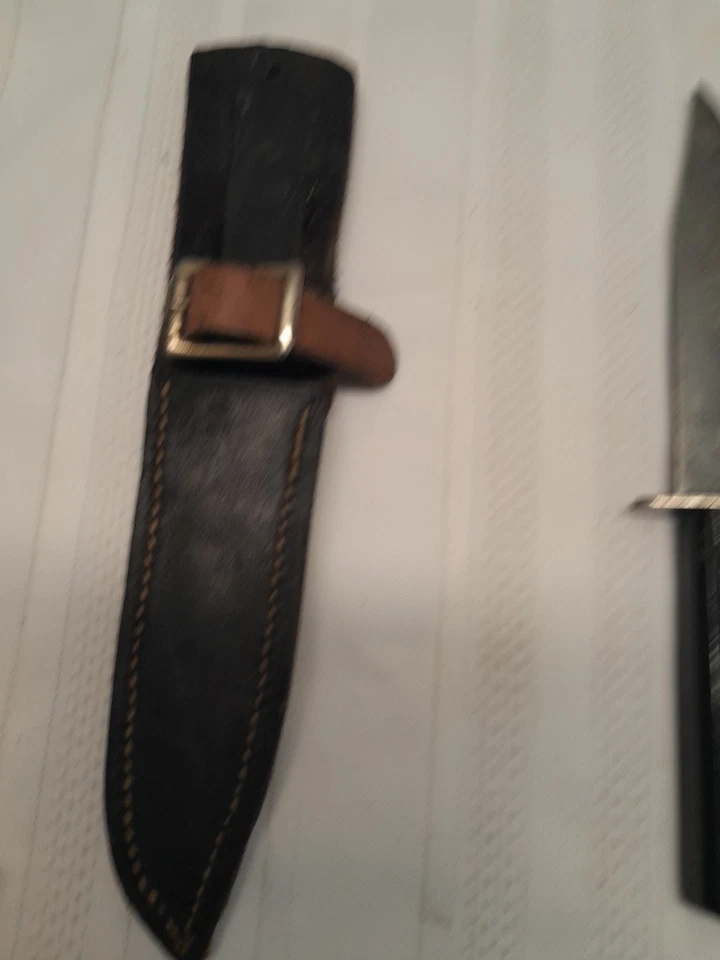 Cuchillo de caza de hoja fija Utica Sportsman de colección con funda de cuero Foto 4 de 4