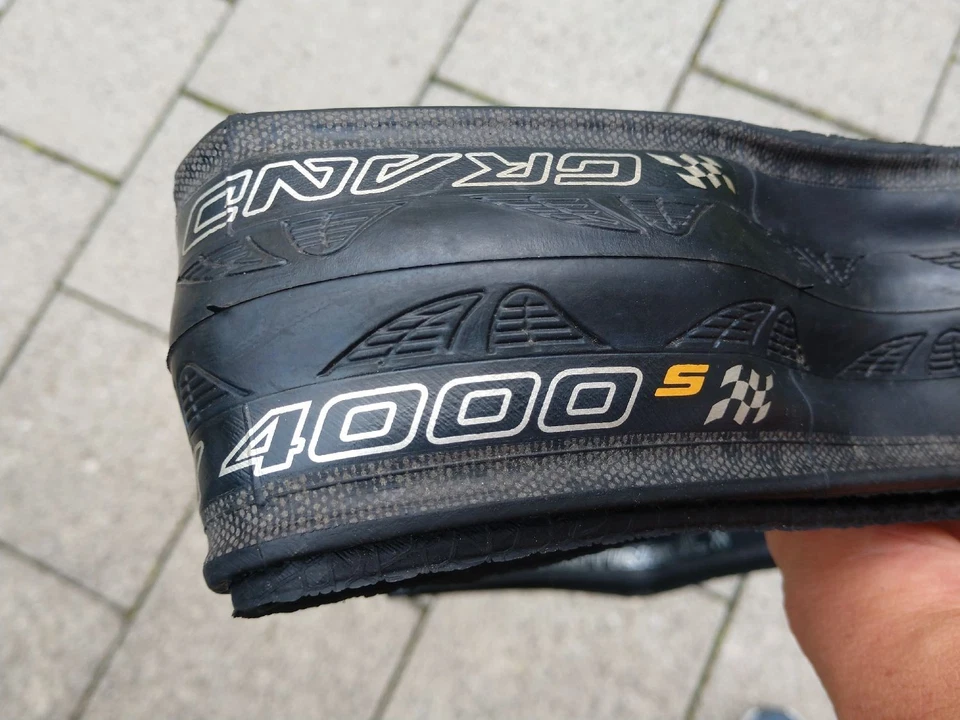 28 Zoll Continental 4000S Rennrad Reifen 23C 622 700 Neu / Unbenutzt