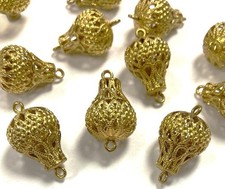 12 Vintage Filigree Drop Patina Brass 15x12mm. Two Loop Bead Connectors 5403 12 Vintage Filigree Drop Patina Brass 15x12mm. Two Loop Bead Connectors 5403