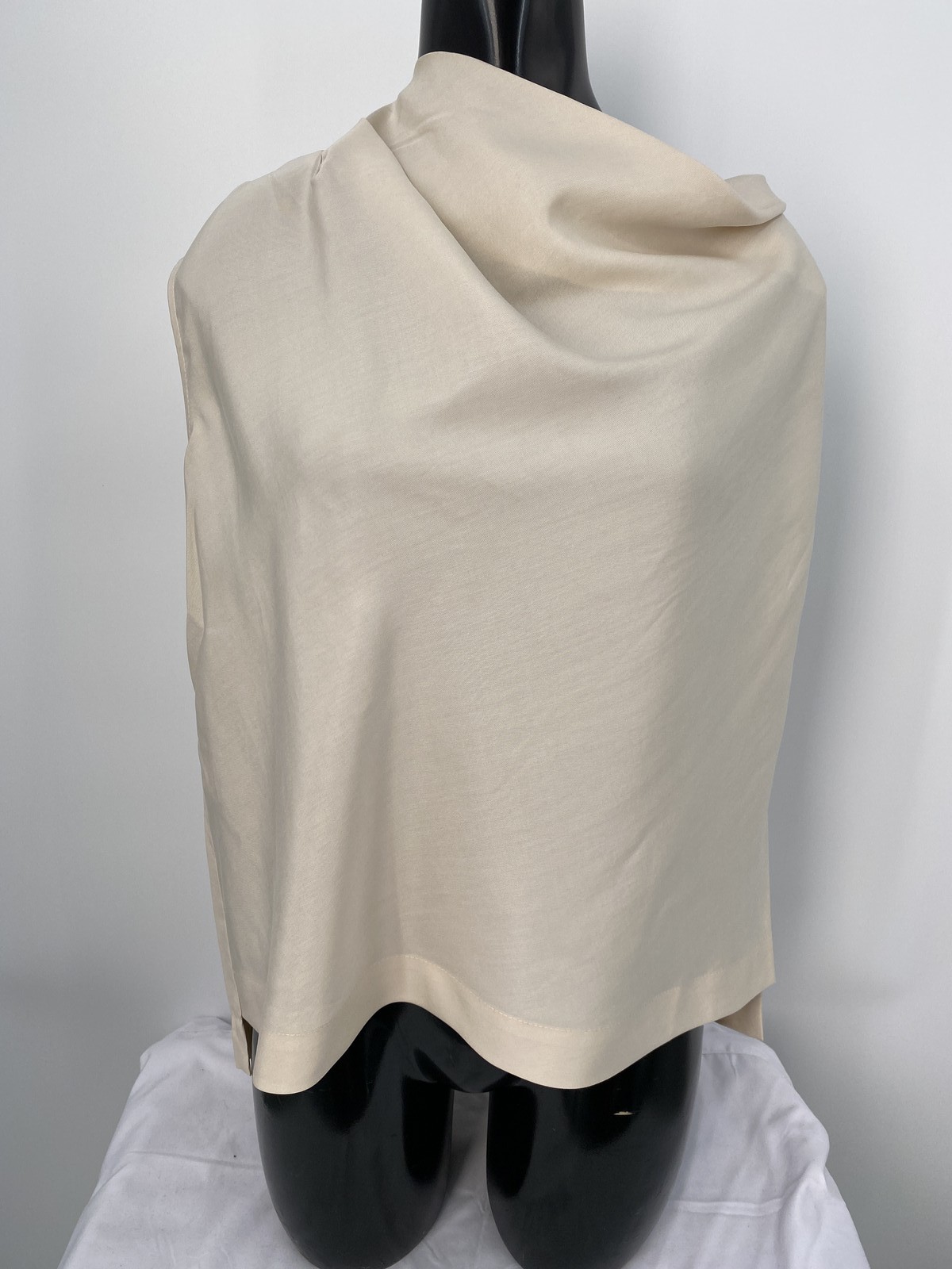 Lotus Eaters Womens Blouse Top Vanilla Beige Size M 2/Darsin Asymmetrical