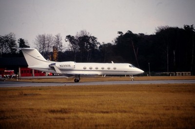 Dia N299DB Gulfstream Aerospace 25.09.1991 FRA 35mm gerahmt OP-L10-73