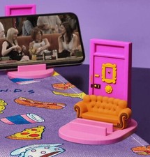Friends Sofa And Door Phone Stand