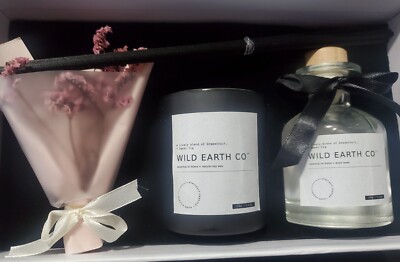 Earth Co - Reed Diffuser Candle and Dried Floral Gift Set Grapefruit Fig