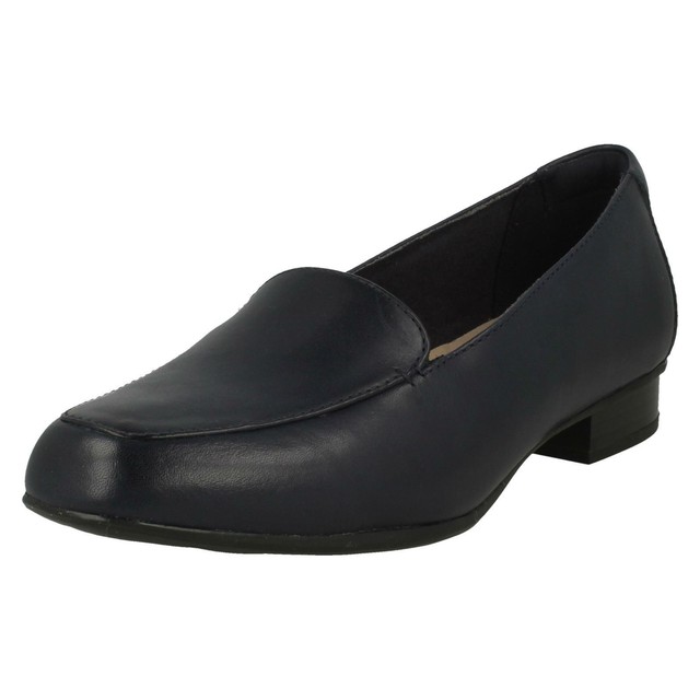 clarks e fit shoes
