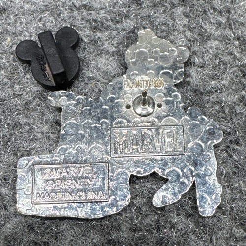 Disney Marvel Guardians of the Galaxy Mission Breakout Rocket Pin - Picture 2 of 4