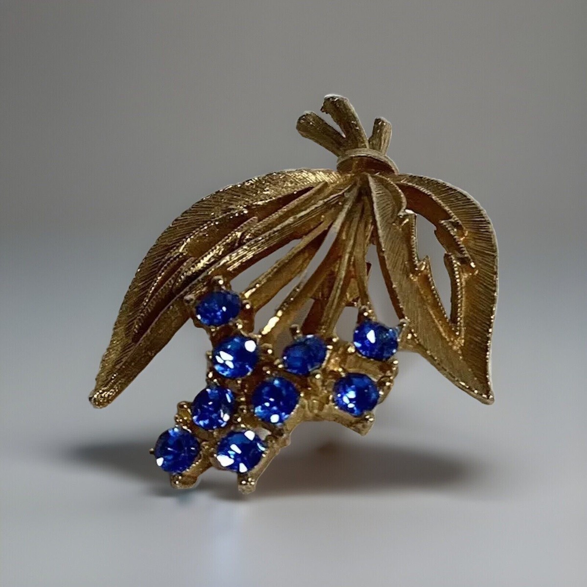 Vtg JJ Jonette Signed Gold Tone Flower Brooch Blue Rhinestones | eBay