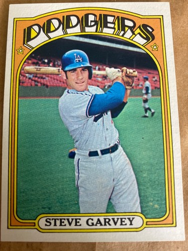 1972 Topps Baseball stunning set break #686 Steve Garvey NM/MT - Picture 1 of 2