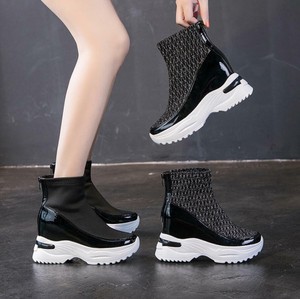 womens pull on trainers