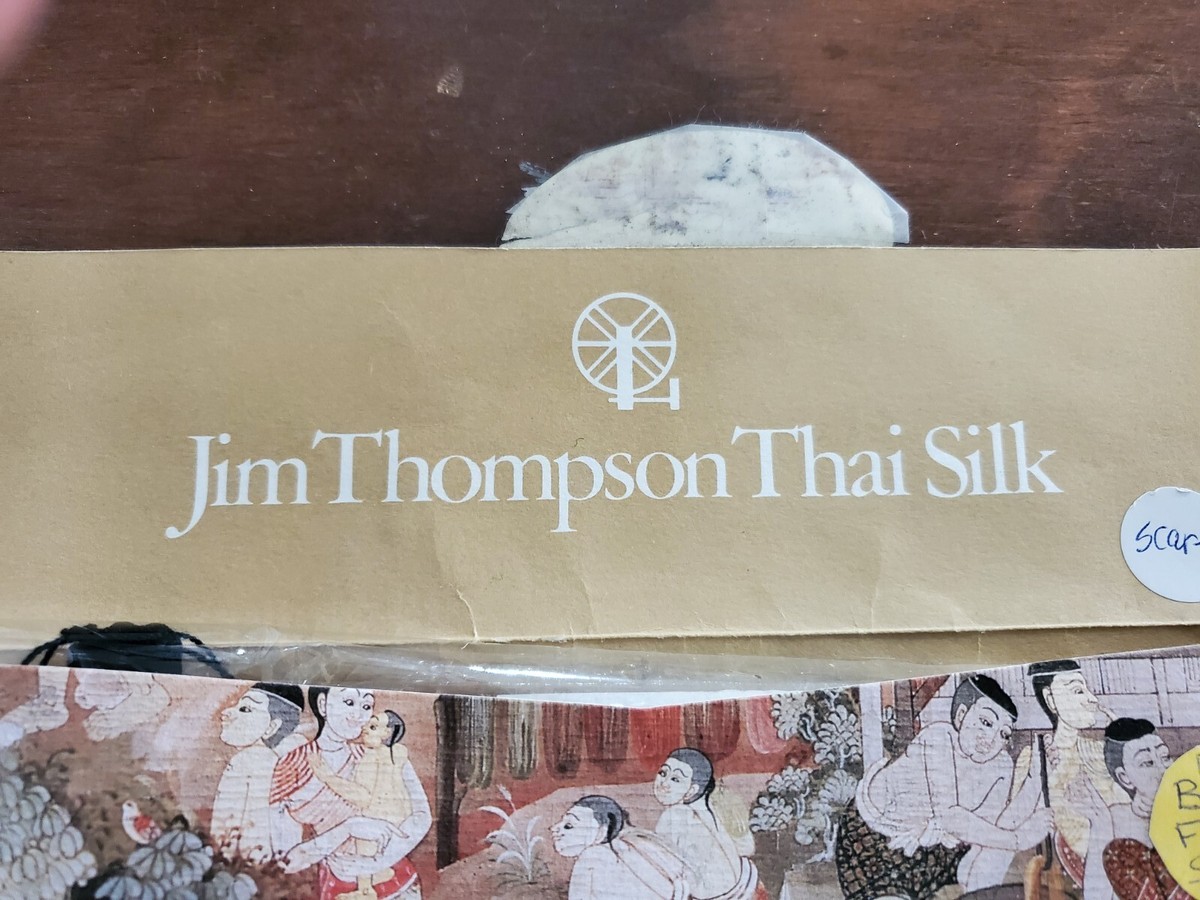 新品   Jim Thompson Thai Silk. スカーフ Silk Twill Scarf in Vibrant Orange with Hand-Stitched