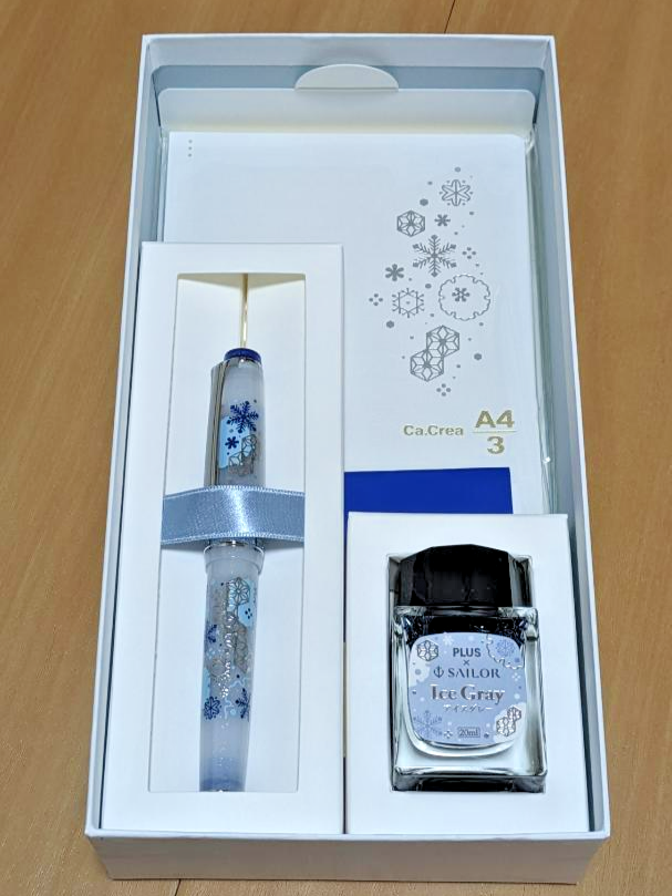 SAILOR × Ca Crea Professional Gear Slim First Snow Limited