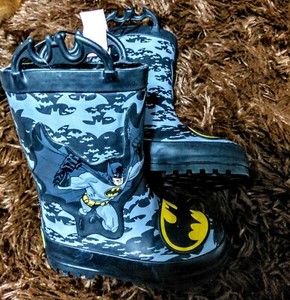 batman winter boots