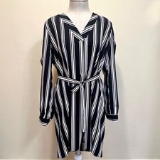 NEW FOREVER 21 Black and White Striped V-Neck Long-Sleeve Tie Waist Dress Large