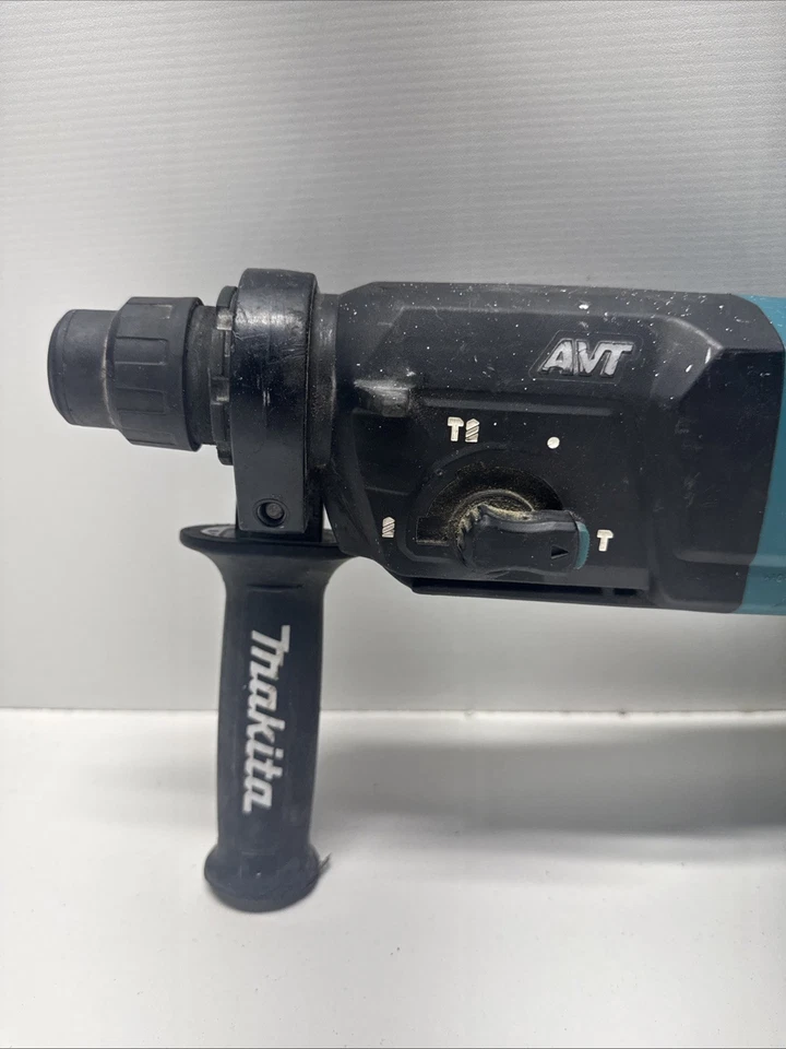 Makita XGT 40V GRH07 Max Cordless Rotary Hammer, Anti-Vibration Technology - Image 4 of 4
