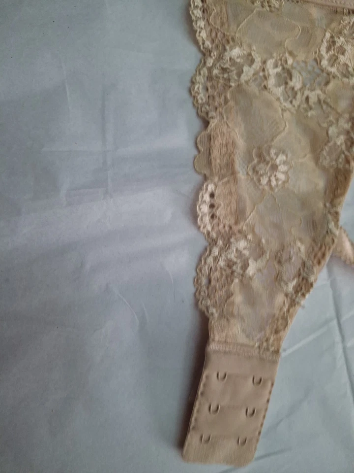 Sujetador Wacoal color tostado/desnudos US 36D con lados de encaje muy bonito ver fotos Foto 4 de 4