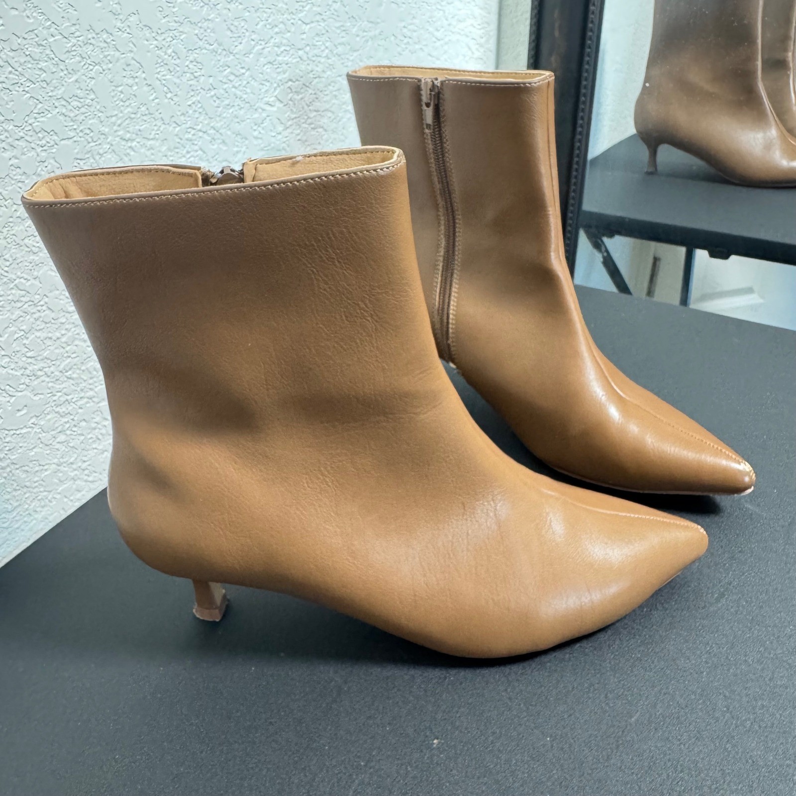 Journee Collection Ankle Boots Womens 9 Tan Pointed Toe Kitten Heel Booties
