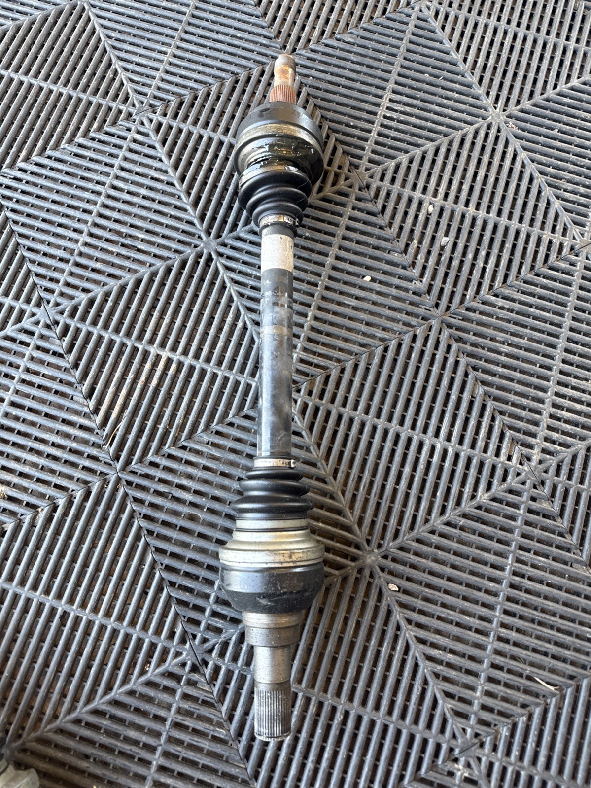 *Defective* 2015-2023 McLaren 570S 600LT 720S 765LT Rear Axle Drive Shaft OEM