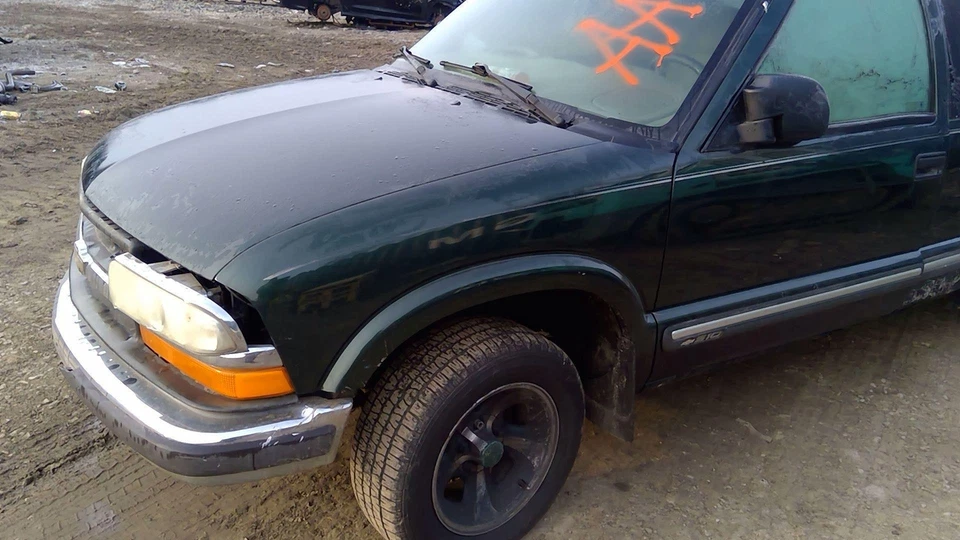 94 95 96 97 98 99 00 01 02 03 04 S10 S15 SONOMA 卡车冷凝器 4.3 — 第 3/4 张图片