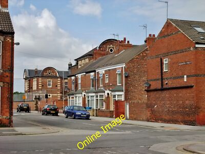 Photo 6x4 Sidmouth Street, Kingston upon Hull Primary school and dwelling c2011