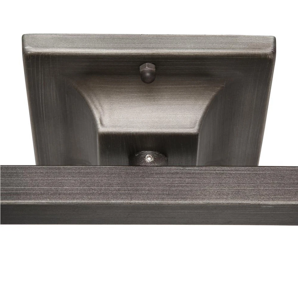 Barra de iluminación antigua de 4 luces Hampton Bay Chestnut con pista de peltre Foto 4 de 4