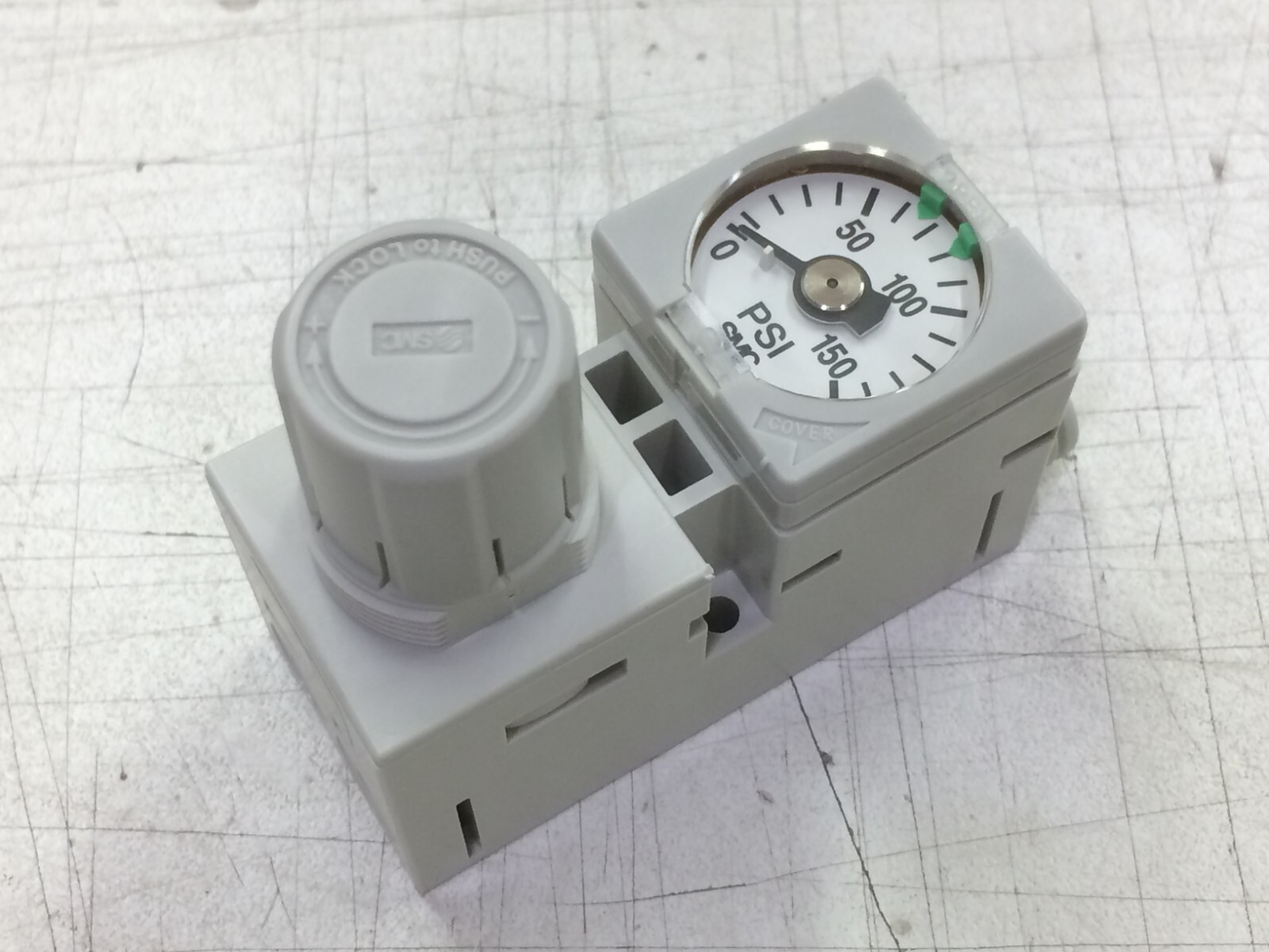 NEW SMC ARM10F2-08G-Z COMPACT MFLD REGULATOR W/MINI GAUGE ARM10F208GZ