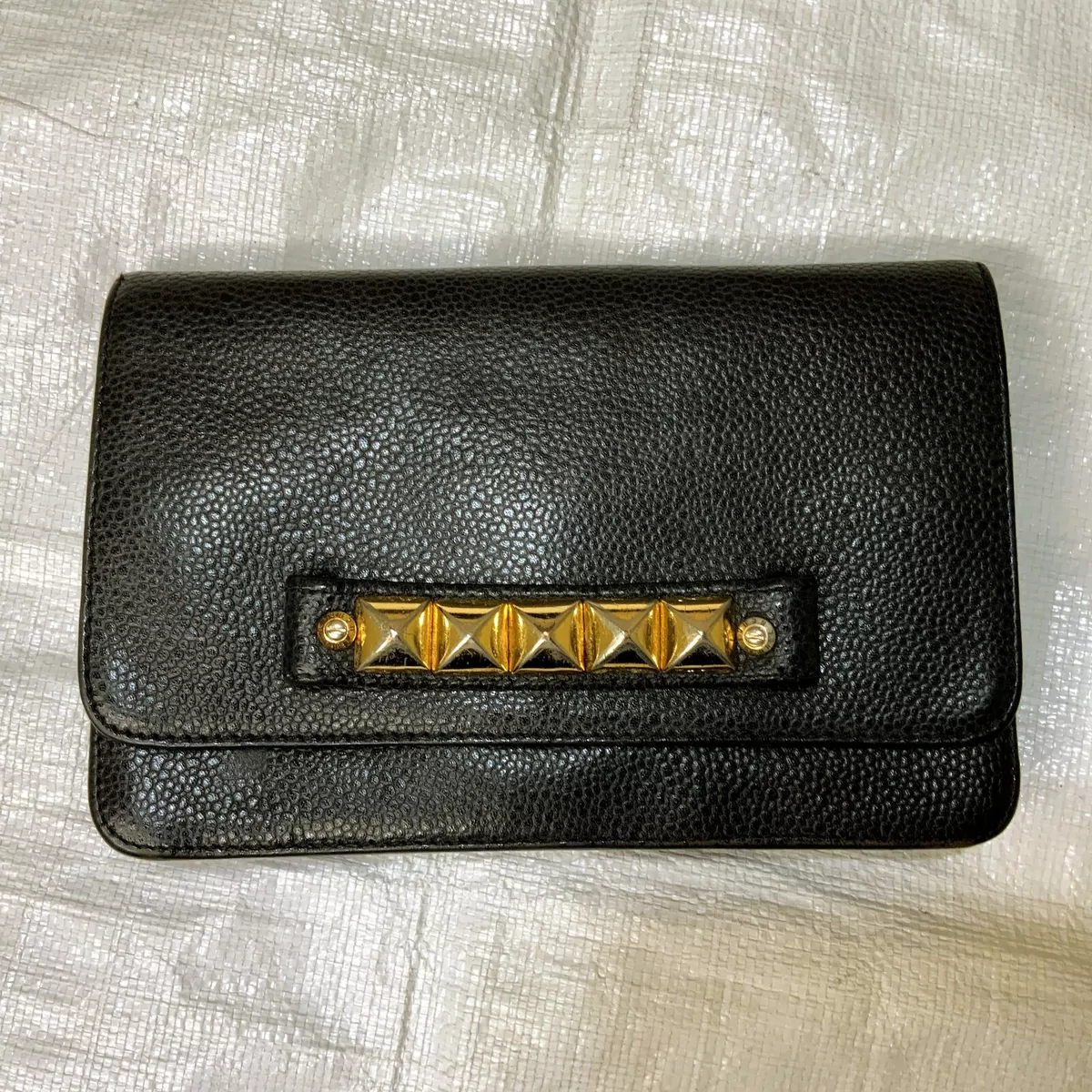 Henri bendel outlet wallet price