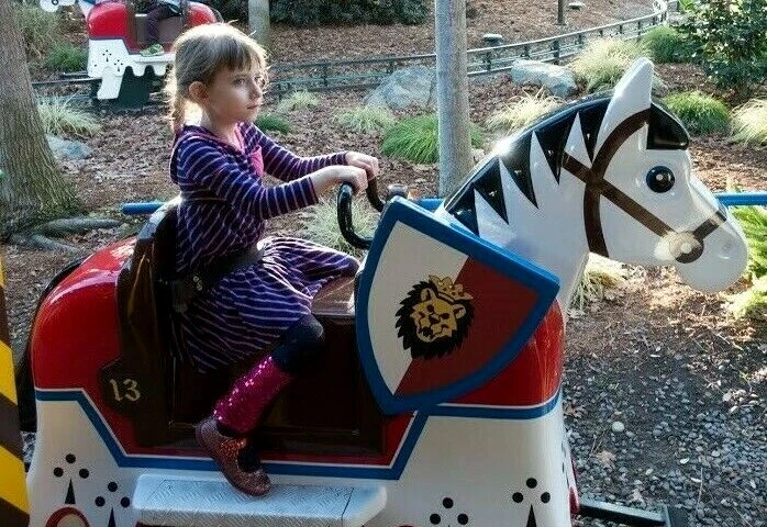 Vestido con Capucha Azul Marino Antiguo Rayas Azul Marino y Rosa, Calentadores de Piernas Hello Kitty Lentejuelas, 4 Foto 2 de 4