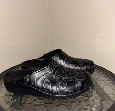 Crocs Sloane Graphic Clogs Women's Black Floral Mules Sz 6