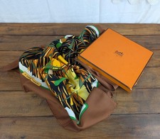 Carré Hermès Cols Verts