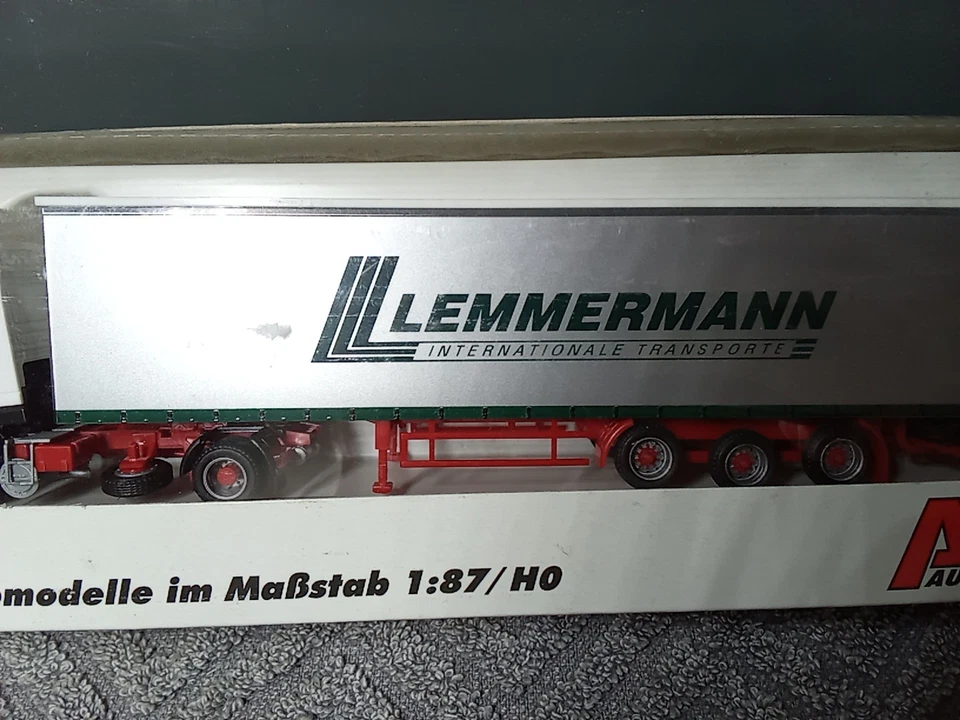 J69 AWM H0 1:87 DAF XF "Lemmermann" Mit Ovp Lkw Gardinenplanensattelzug - Bild 4 von 4