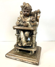 SCULTURA Vincenzo Bertolotti BIMBA SEGGIOLONE GESSO PATINATO COLOR BRONZO '20