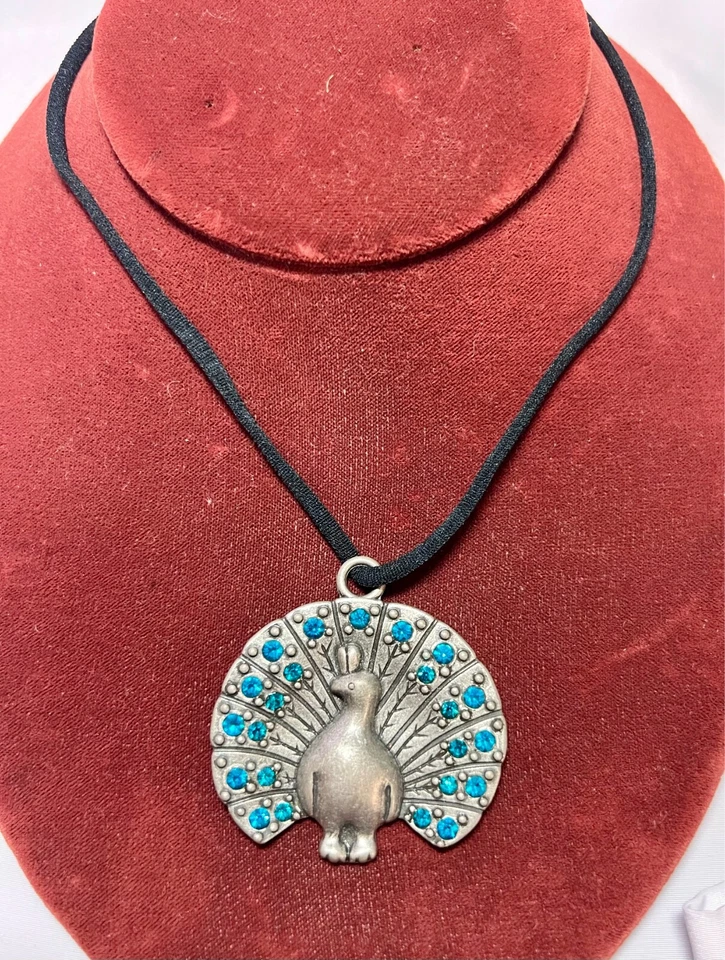 Colgante Turquesa Cristal Swarovski y Peltre Pavo Real Foto 2 de 4