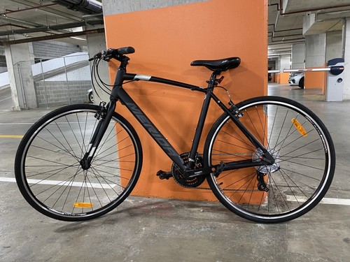 Merida Speeder 10 V Flat Bar Road Bike 