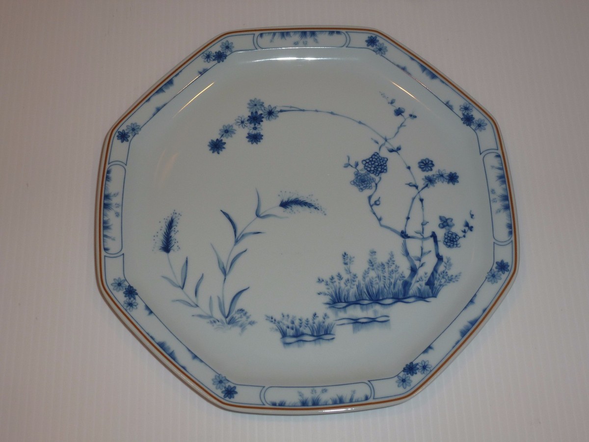 Haviland Limoges Jardin Bleu 8-Sided Plate, Blue Flowers Scenes, 9