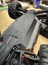 Mini Maxx Chassis Skid/brace