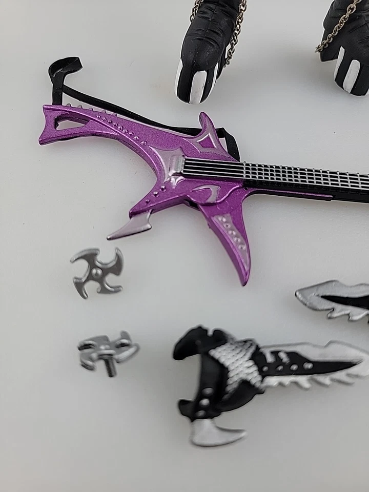 受损 1997 年 KISS PAUL STANLEY 超动作玩偶 McFarlane 玩具  — 第 2/4 张图片