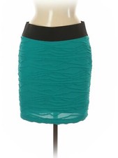 Maurices Women Green Casual Skirt M