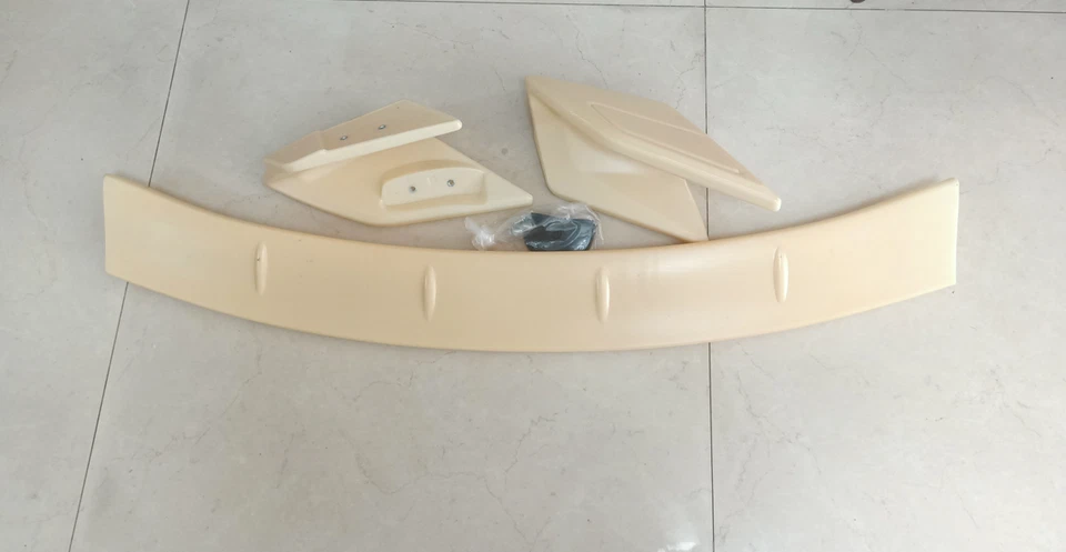 Alerón de plástico para maletero trasero Toyota Prius Hatchback 2003-2012 Foto 3 de 4