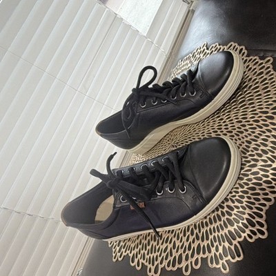 Ecco Men's Leather Sneakers Black Lace-Up Comfort Casual Rubber Sole Logo