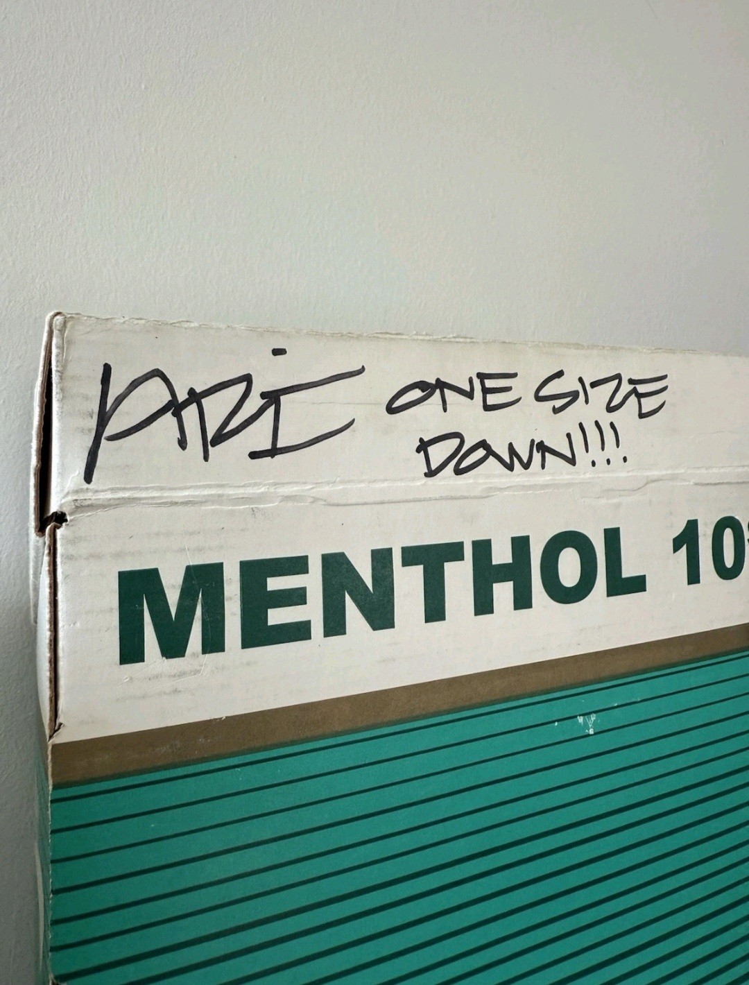 Ari Menthol 10’s Size UK10 Extremely Rare! image 6