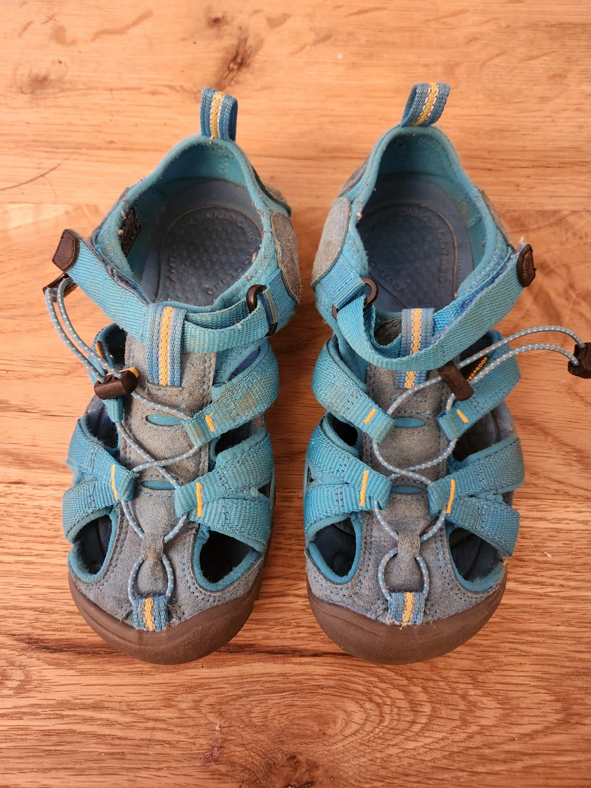 Sandali da acqua Keen impermeabili Newport da ragazzo taglia 3 blu giovani scarpe outdoor