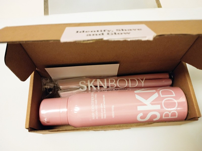 SKN Body Hair Identifier Spray and Three Razors Set