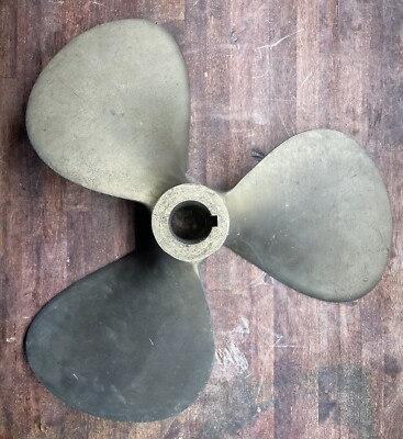 16x15 Left Hand 3 Blade 1 3/8 Hy Torq Propeller L Cup